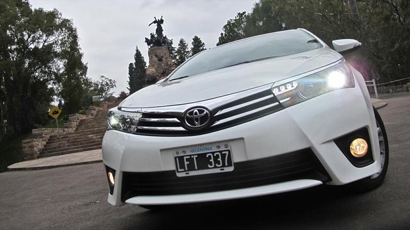 Prueba al Toyota Corolla en Mendoza