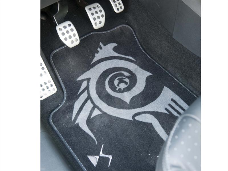 Citroën DS3 con tatuaje