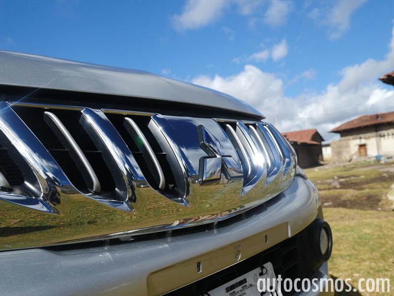 Nissan NP300 vs Toyota Hilux vs Mitsubishi L200