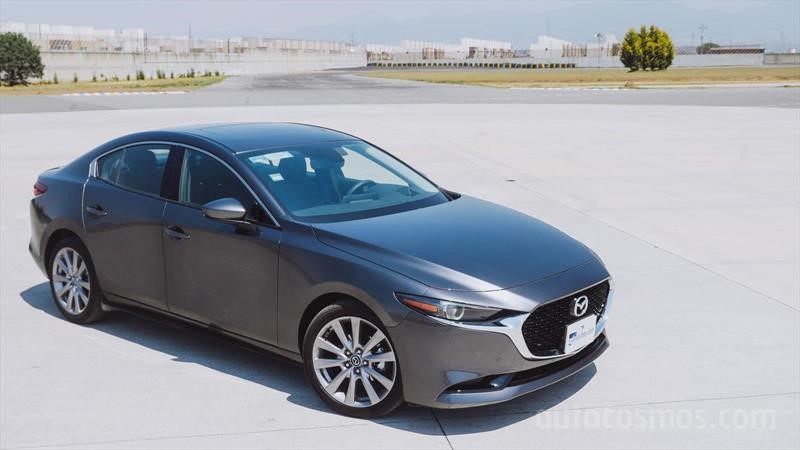 Mazda3 Sedán vs Mazda3 Hatchback