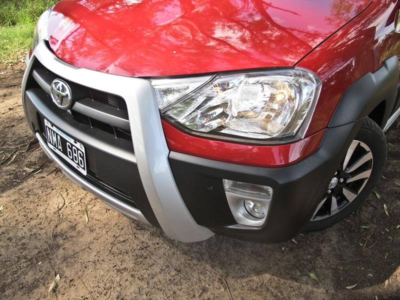 Prueba Toyota Etios Cross