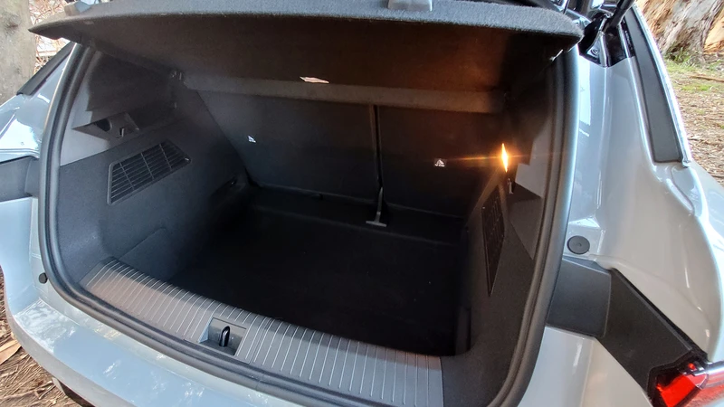 Test Drive Renault Megane E-Tech