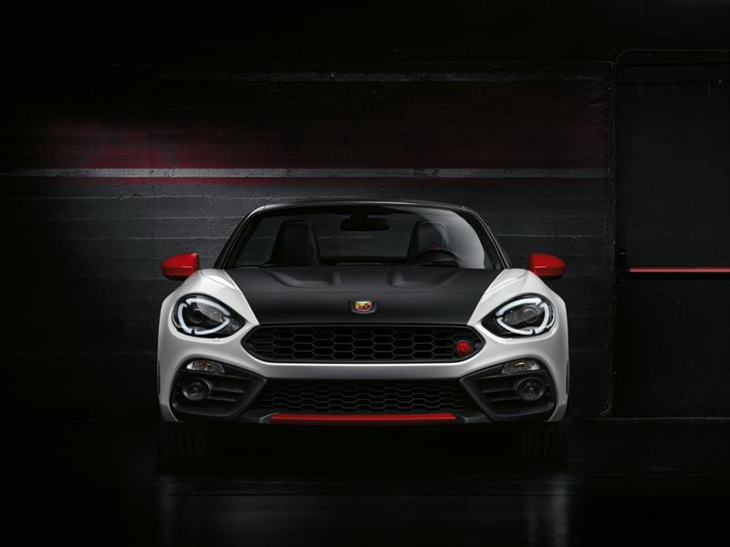 Abarth 124 Spider