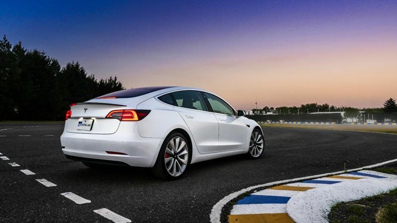 Test Tesla Model 3