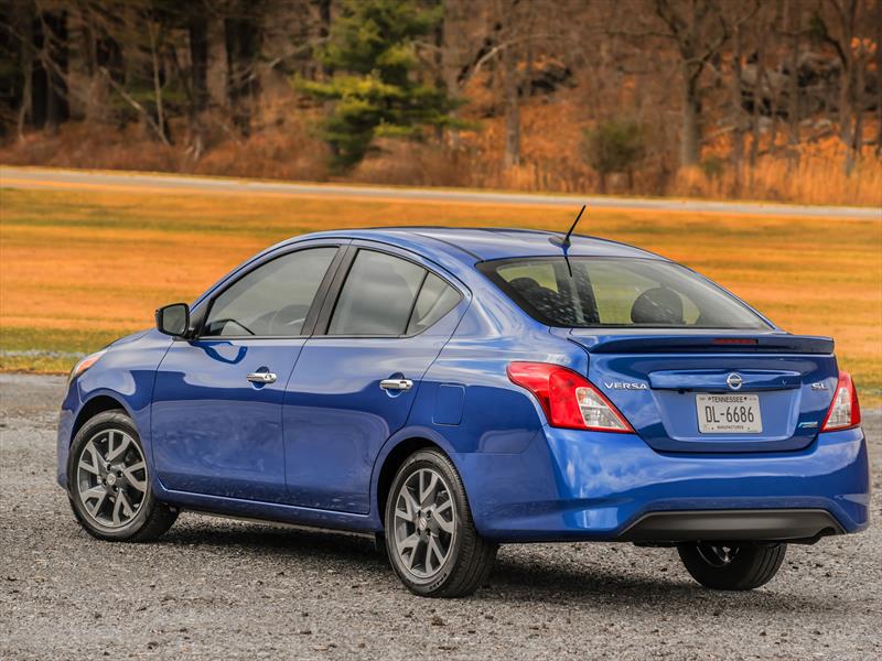 Nissan Versa 2015