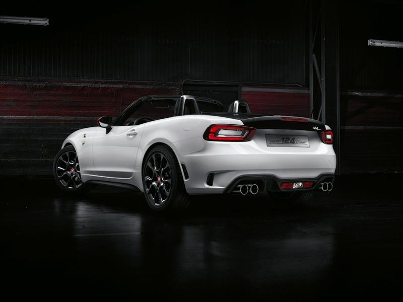 Abarth 124 Spider