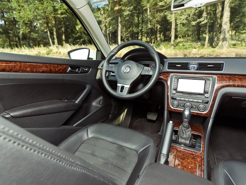 Volkswagen Nuevo Passat V6 2012