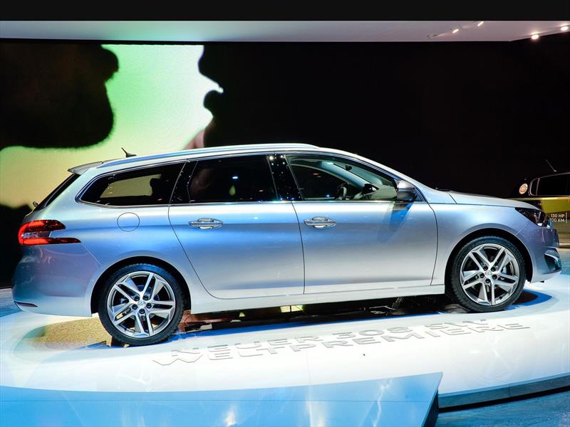 Peugeot 308 SW, la familia crece en Ginebra