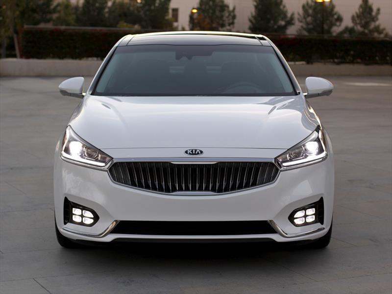 Kia Cadenza 2017