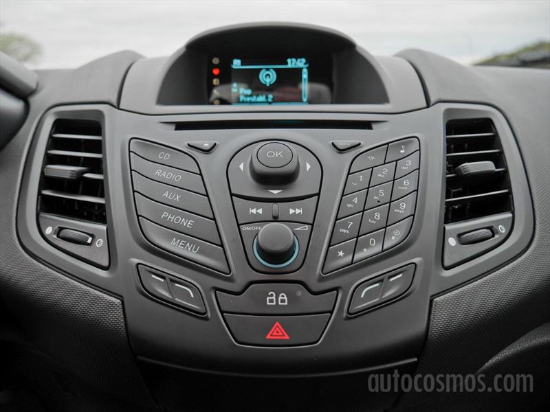 Ford Fiesta Kinetic hecho en Brasil a prueba