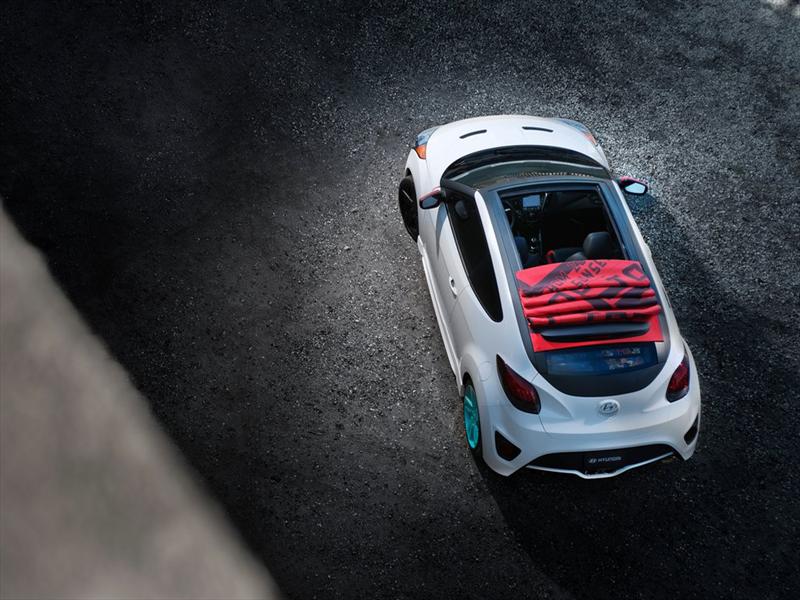 Hyundai Veloster C3 Roll Top Concept