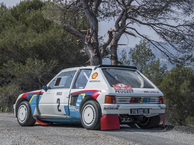 Peugeot 205 T16