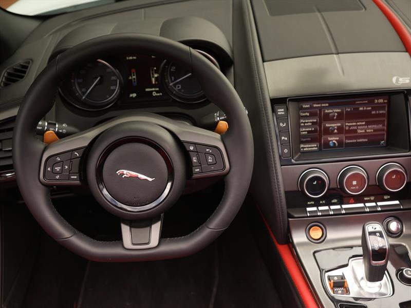 Jaguar F-Type 2014