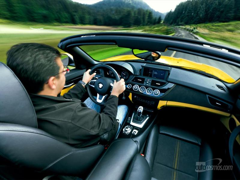 BMW Z4 sDrive 35iA Design Pure Impulse 2012