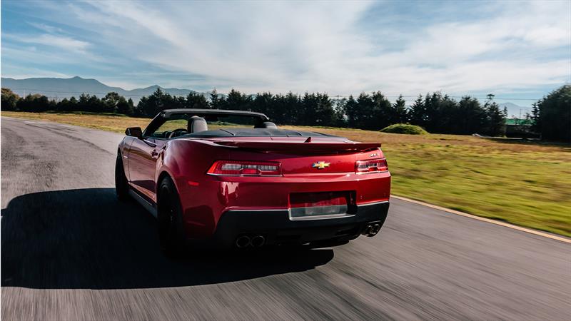 Chevrolet Camaro ZL1 convertible 2014