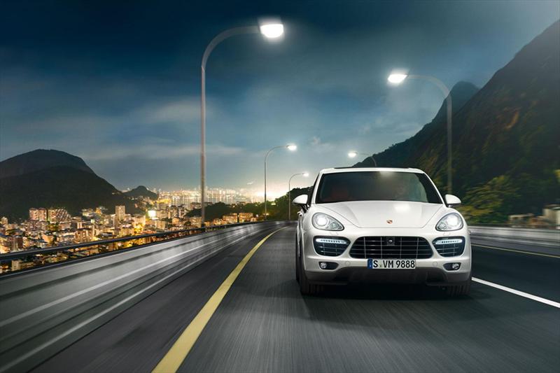 Porsche Cayenne Turbo S 2013