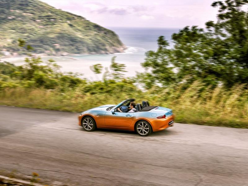 Mazda MX-5 Levanto por Garage Italia Customs