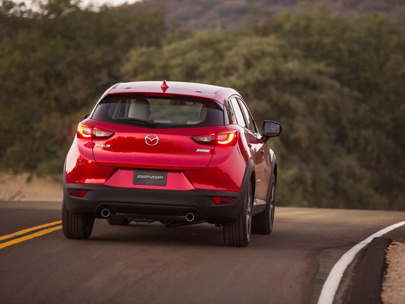 Mazda CX-3 2016 se presenta