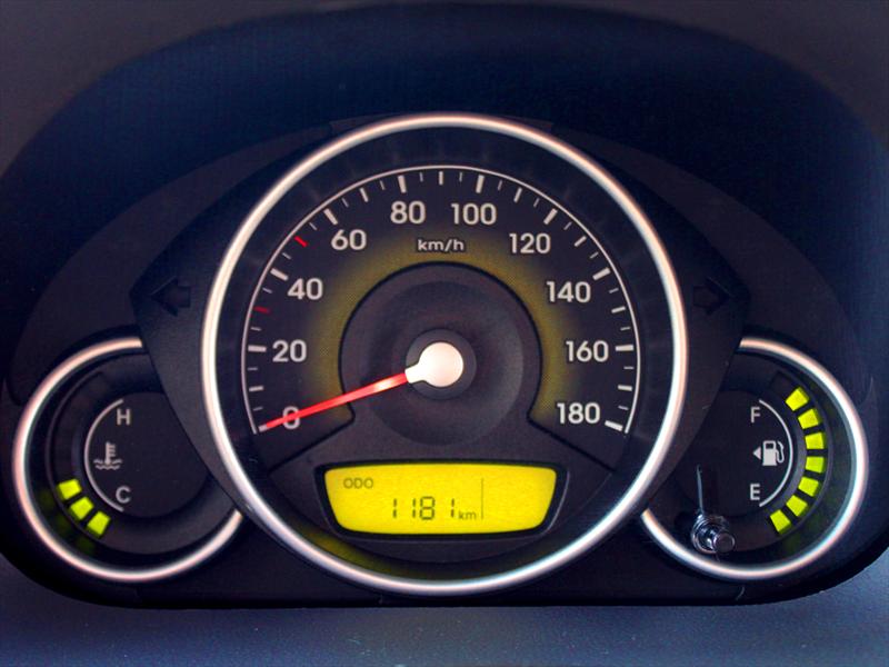 Hyundai EON 0,8L GLS Prueba de manejo