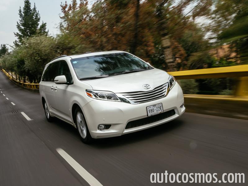 Toyota Sienna 2015