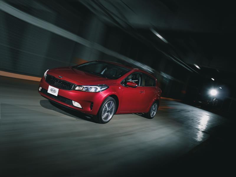 KIA Forte Hatchback 2017
