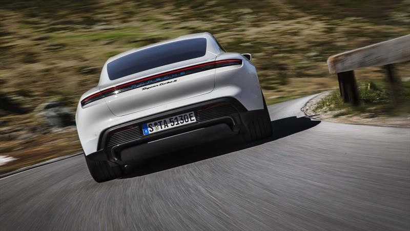 Porsche Taycan 2020