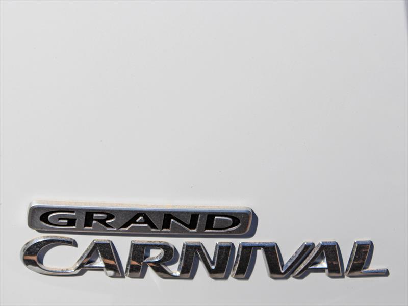 Nuevo Kia Grand Carnival 2015 Lanzamiento en Chile