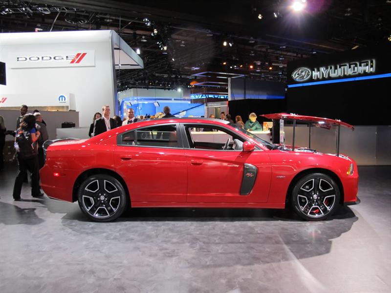 Dodge Charger Redline by Mopar en Detroit 2012