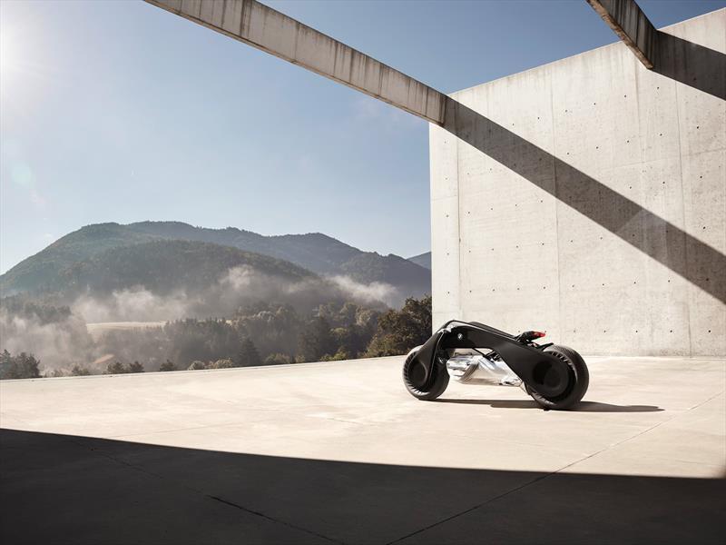 BMW Motorrad VISION NEXT 100 Concept