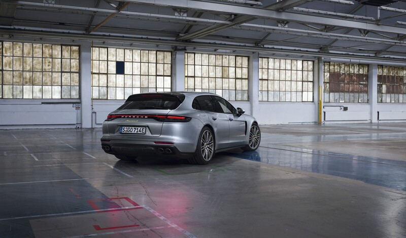 Porsche Panamera Turbo S E-Hybrid 2021