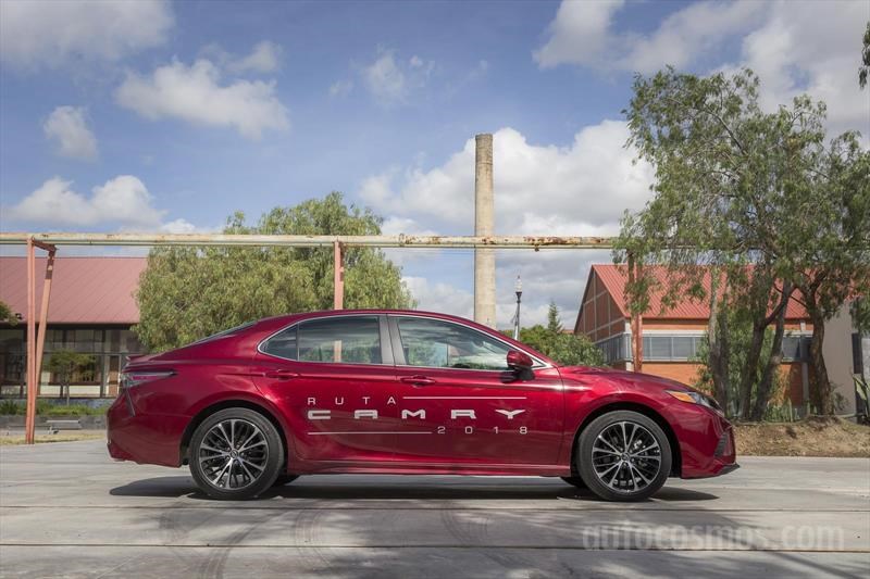 Toyota Camry 2018