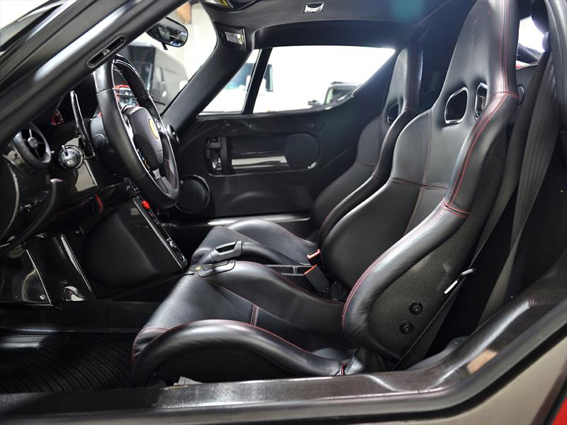 Ferrari Enzo 2003 a la venta con 354 millas