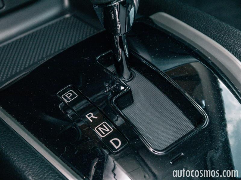 Nissan X-Trail 2015