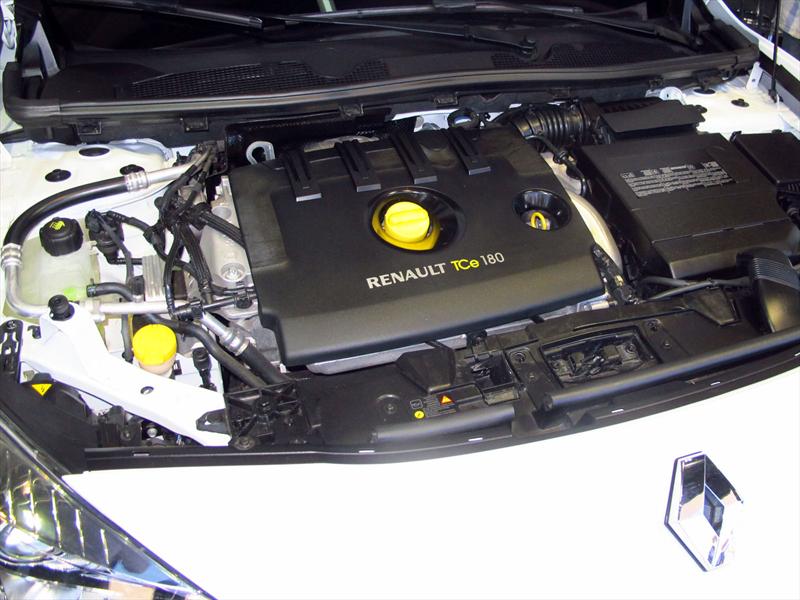 Renault Fluence GT se presenta en Argentina