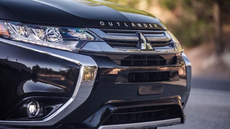 Mitsubishi Outlander PHEV 2019