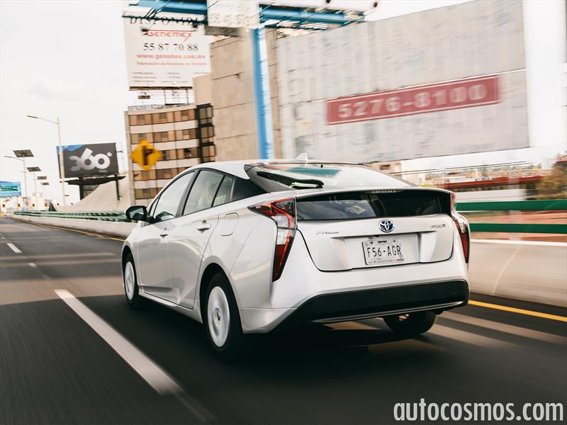 Toyota Prius 2016