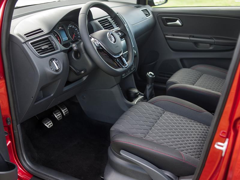 VW Suran y Suran Cross se renuevan