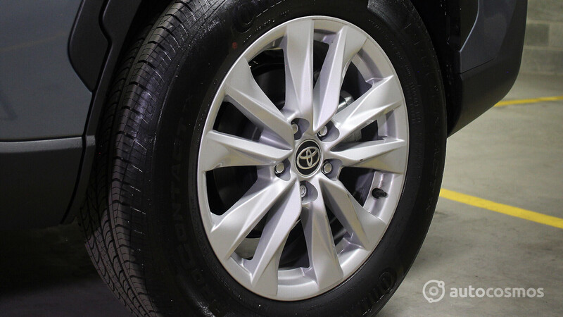 Toyota Corolla Cross 2022, prueba