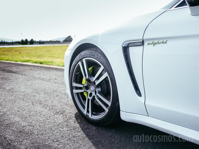 Porsche Panamera S E-Hybrid