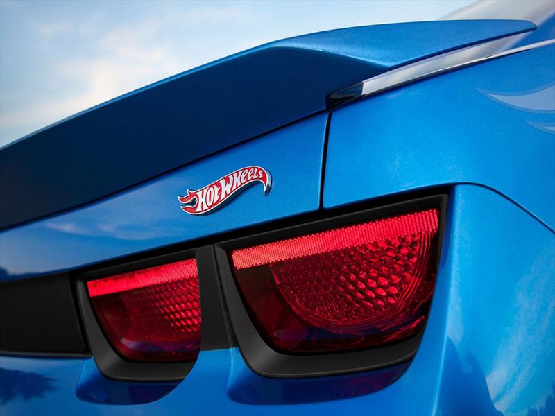 Chevrolet Camaro Hot Wheels Edition 2013