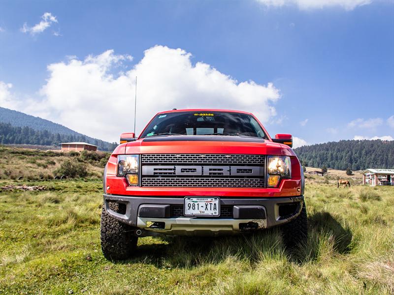 Ford Lobo SVT Raptor 2011
