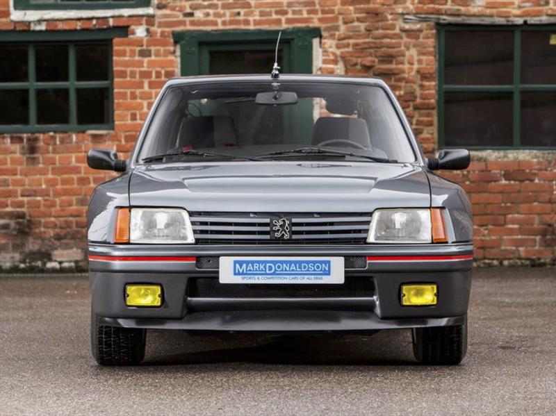 Peugeot 205 T16 Grupo B de 1984