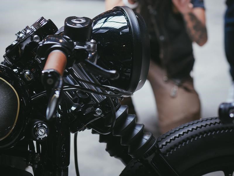 Vintage Moto Art 2018