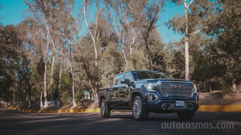 GMC Sierra Denali 2019