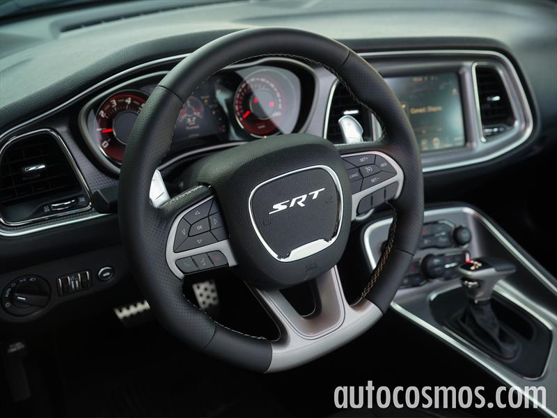 Dodge Challenger SRT Hellcat