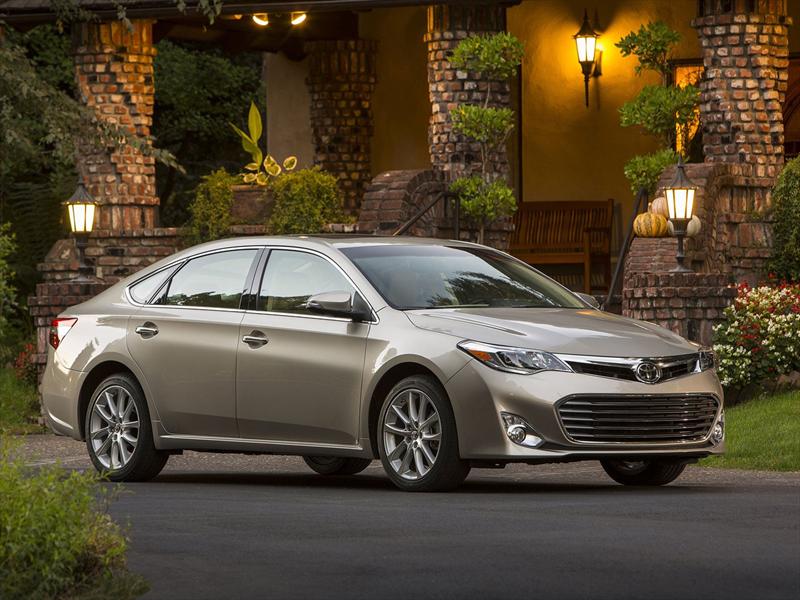 Mejores interiores 2013: Toyota Avalon