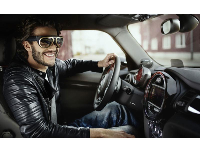 MINI Augmented Vision