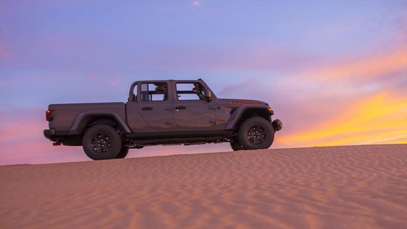 Jeep Gladiator Mojave 2020