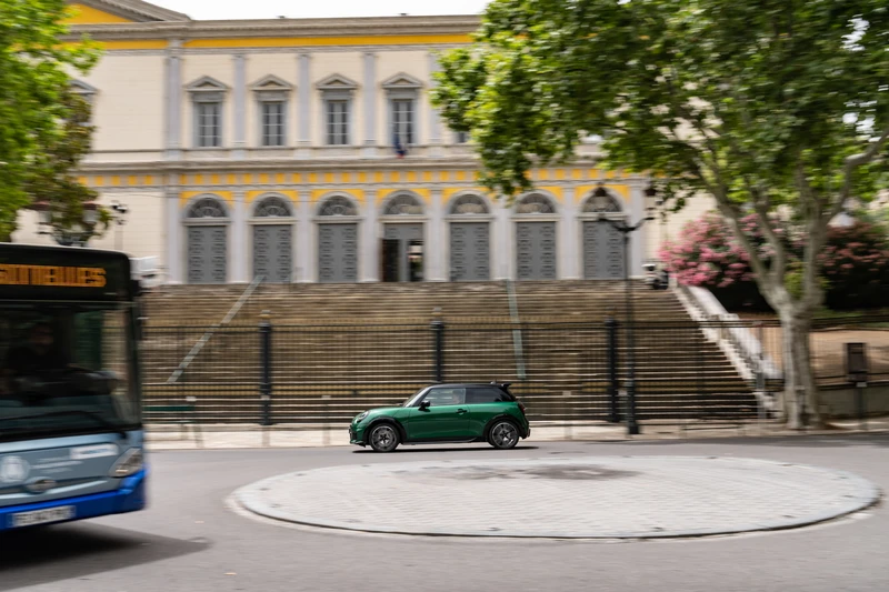 Mini Cooper S Look John Cooper Works