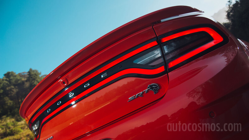 Dodge Charger SRT Hellcat Widebody a prueba